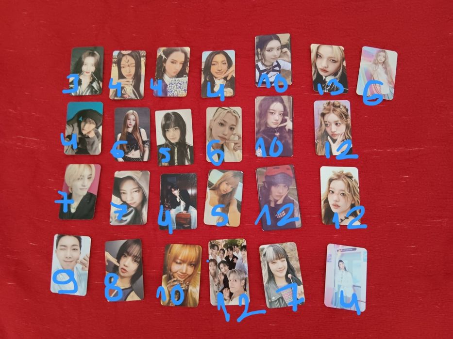 Продавам Kpop  ломо и официални картички