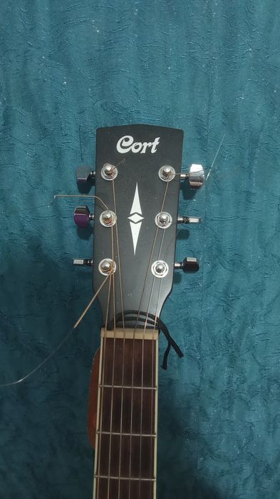 Гитара акустическая cort