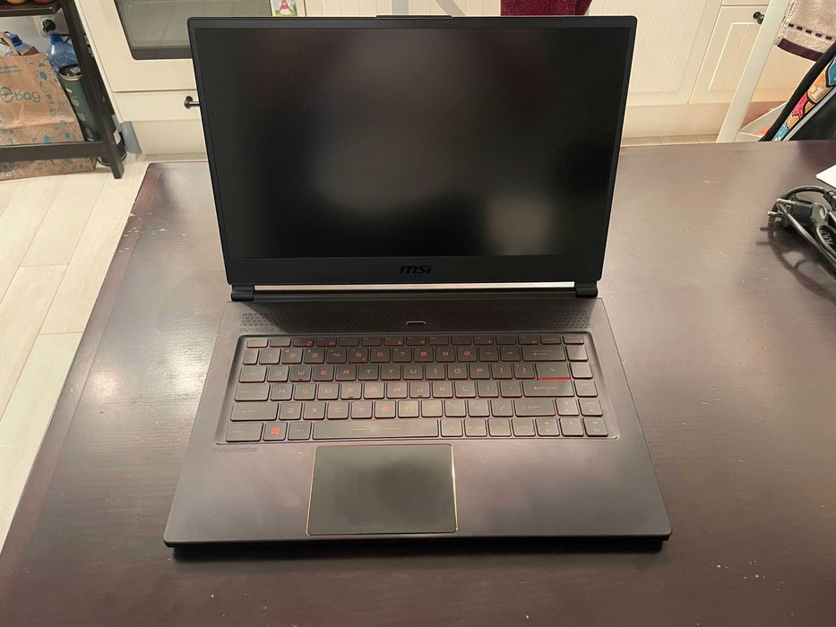 MSI GS65 Stealth Thin 8RF - геймърски лаптоп