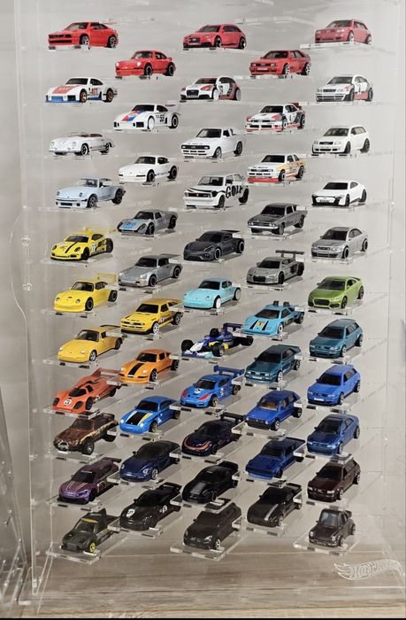 Витрина за 60 колички 1:64 Hot Wheels, Matchbox и др.