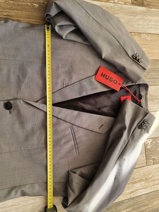 Sacou Original Hugo gri marime 52 Hugo Boss Nou cu eticheta,100% wool