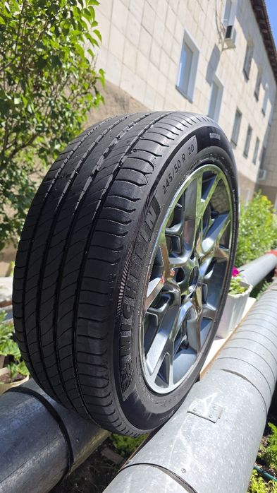 Продам диск R20 1шт