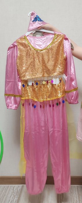 Карнавальный костюм для девочки в возрасте 7-8 лет