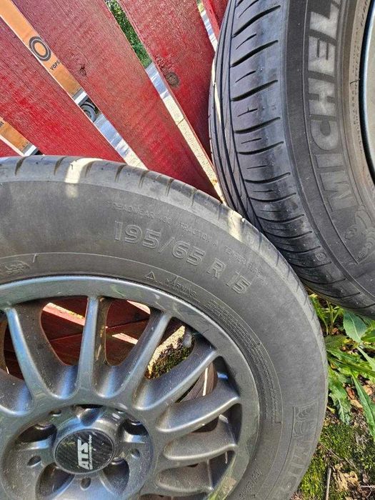 Vand set de jenti cu cauciuc in stare foarte buna