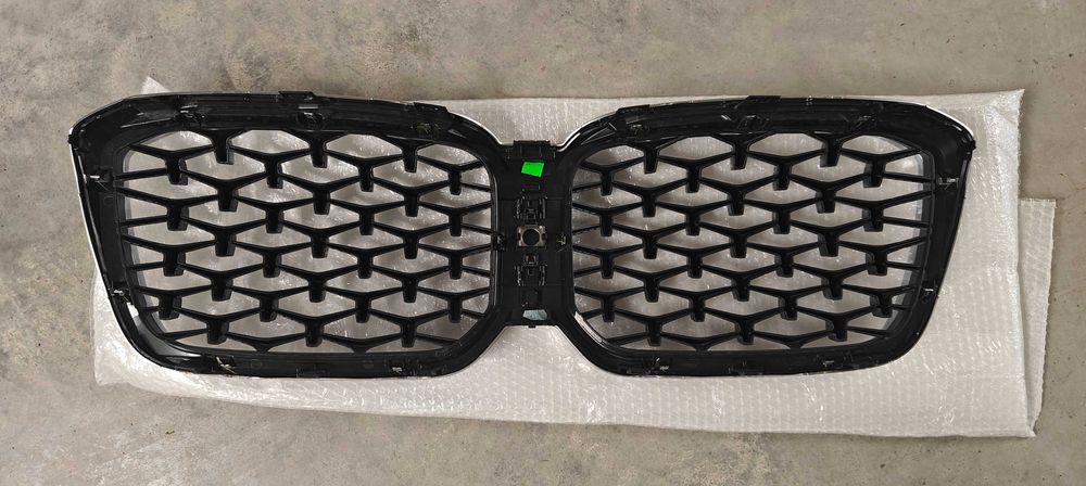 Решетки (маски) за BMW 1 серия 3 серия X3 X5 X7