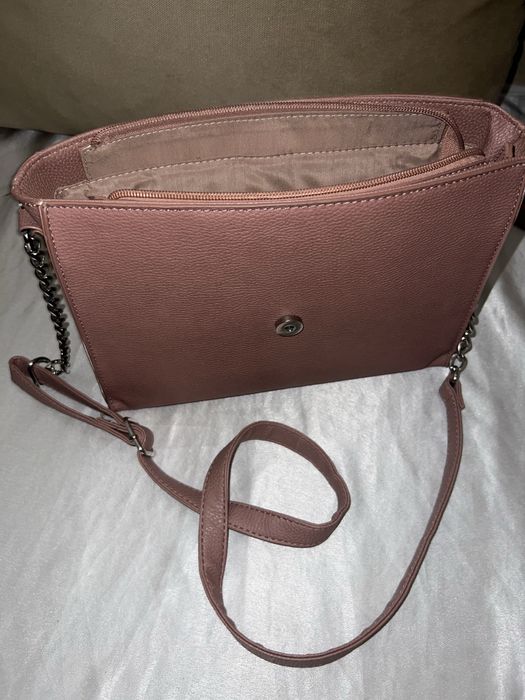 Geanta roz Deichmann