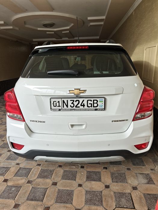 Трекер 1 примиер сотилади