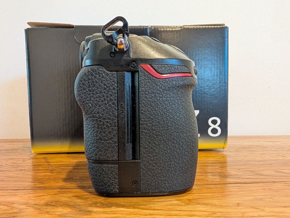 Camera foto mirrorless Nikon Z8