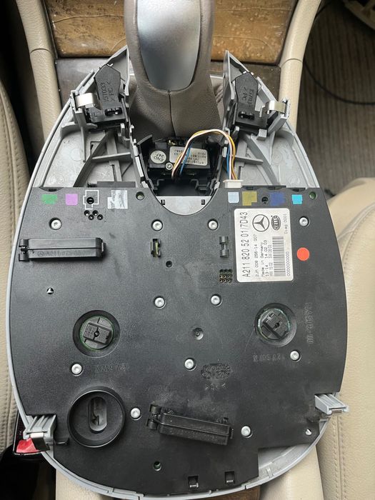 Плафон за w211 ka