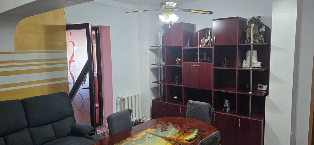 3 Camere / Apartament de inchiriat Calea Dorobantilor Cluj