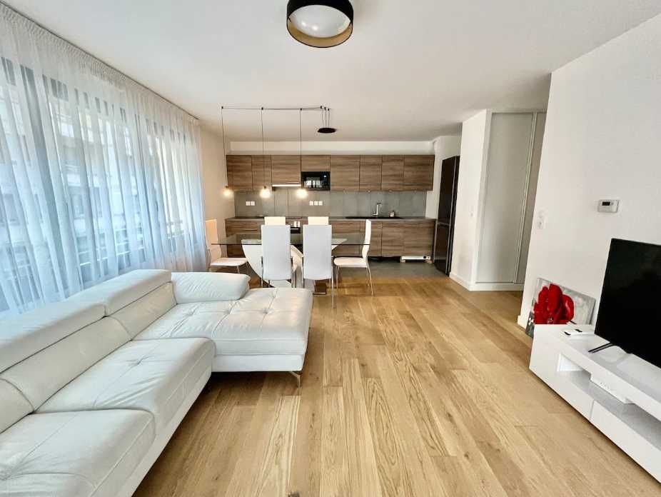 Дава се под наем Тристаен апартамент в Пловдив, Каменица 1 - 84 кв.м за 311.1 € - Снимка #3