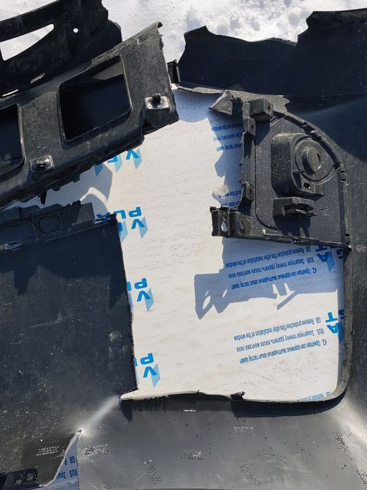 Передний бампер от LiXiang restyling 2025