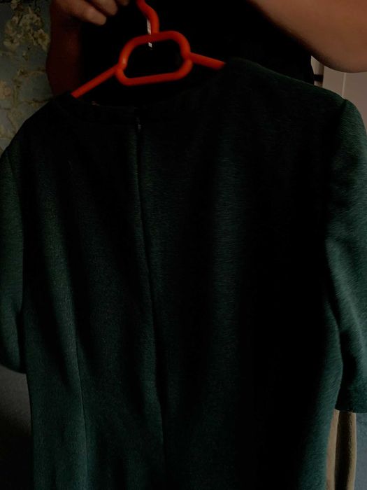 Rochie verde, midi, material de calitate, marimea 40 - 42