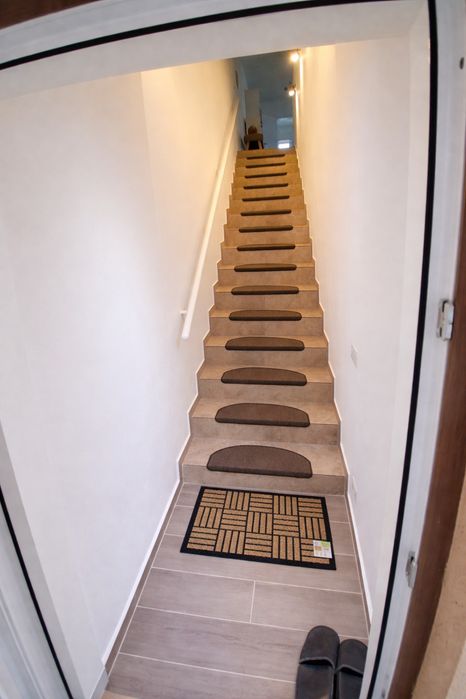 Închiriez ap.3 camere lux