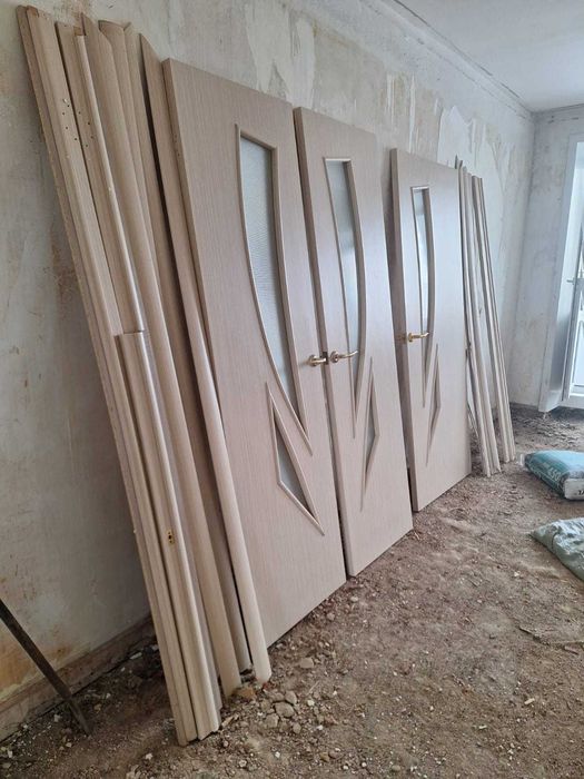 Продам межкомнатные двери