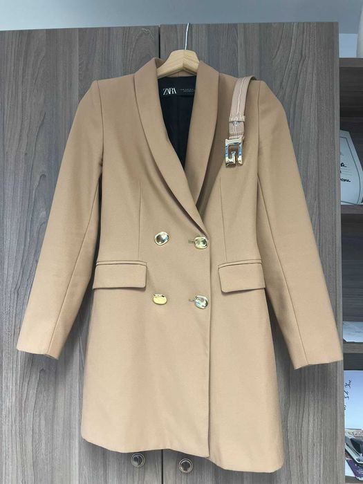 Елегантно сако zara