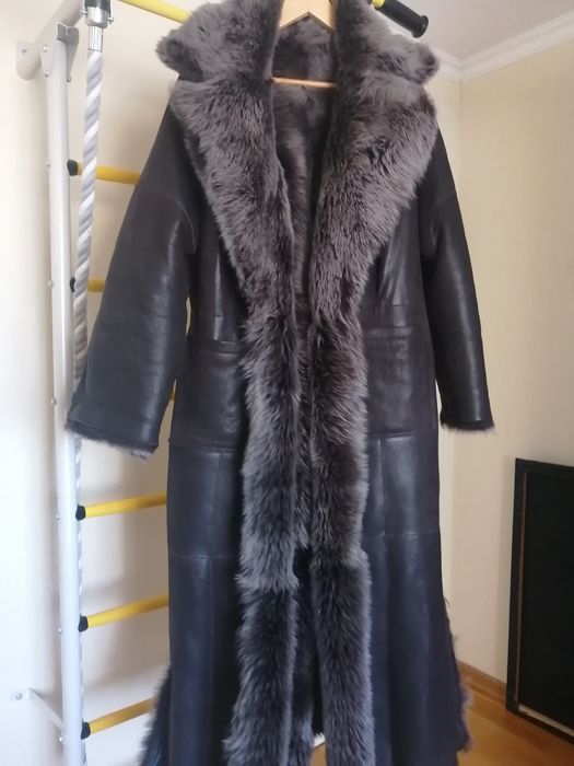 Продам дубленку новую