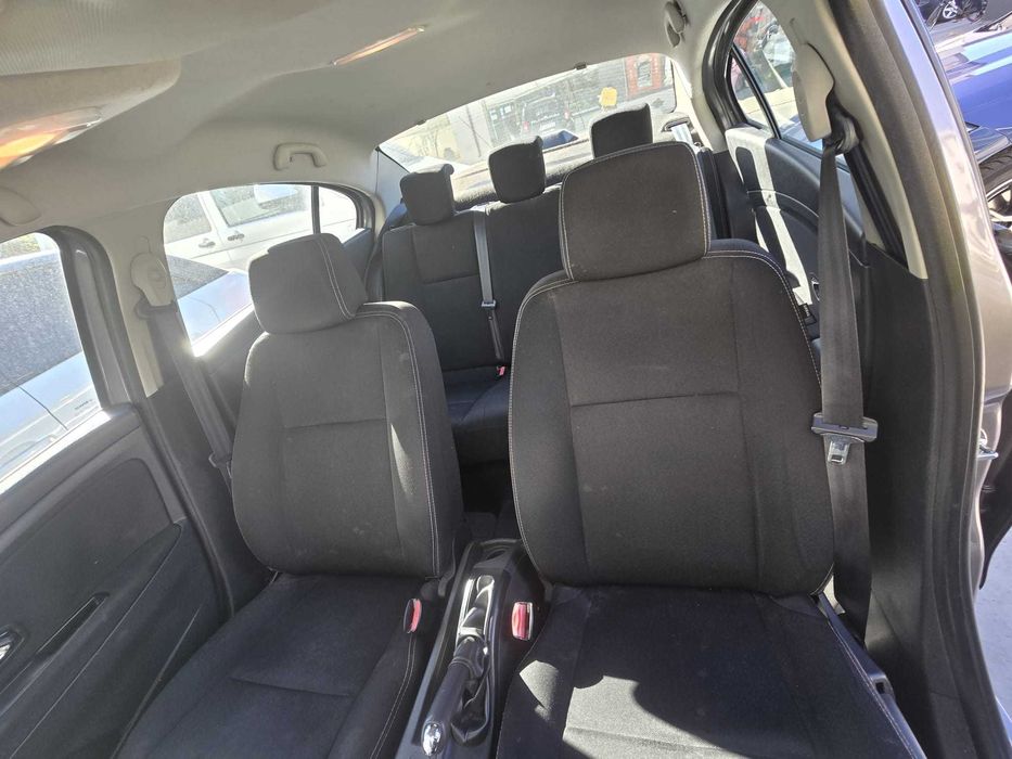 Renault Fluence 1.6 Benzină – 2014 – 90.773 km – Stare excelentă