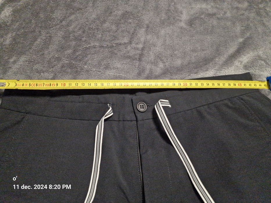 Pantaloni barbat
