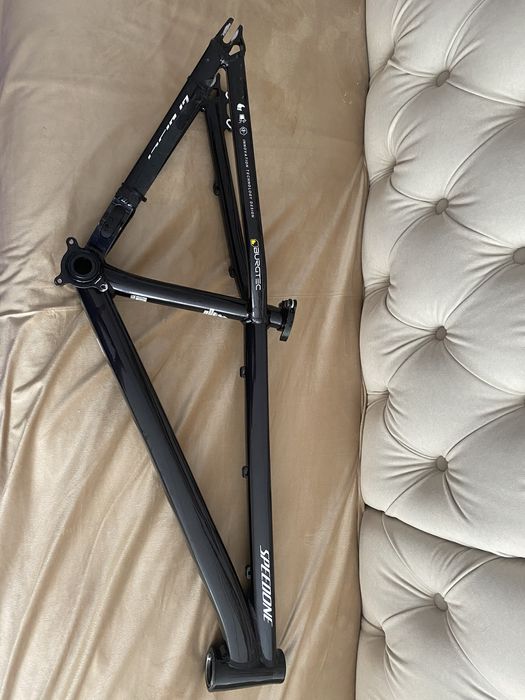 продам раму дерт