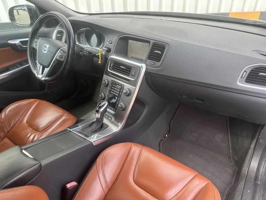 VOLVO V60 2013 — imagine 5