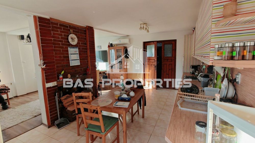 Къща в София, област-с.Туден площ 110