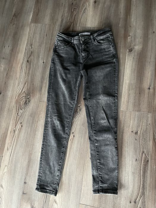 Дънки Zara /34-36 размер/