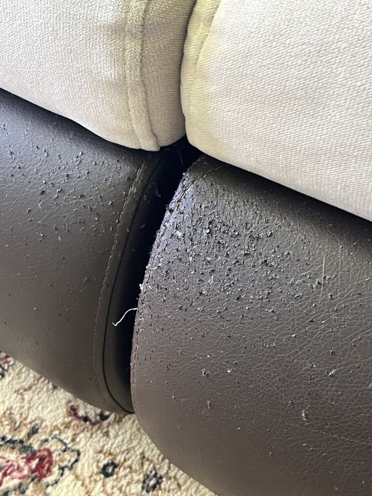 Диван уголок кожанный