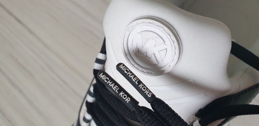 Michael Kors Theo Sneakers 42/26см НОВО! ОРИГИНАЛ! Мъжки от ест. кожа!