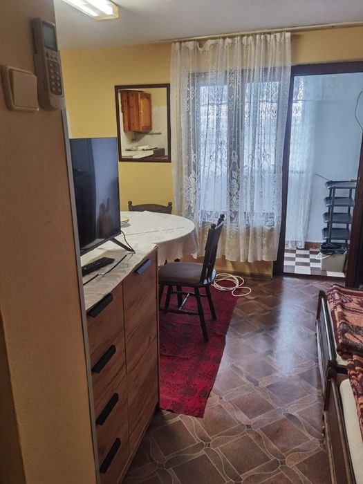 Дава се под наем Ателие в Каблешково - 20 кв.м за 248.88 € - Снимка #4