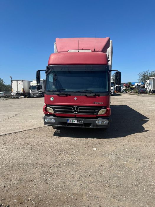 Vând Mercedes Atego