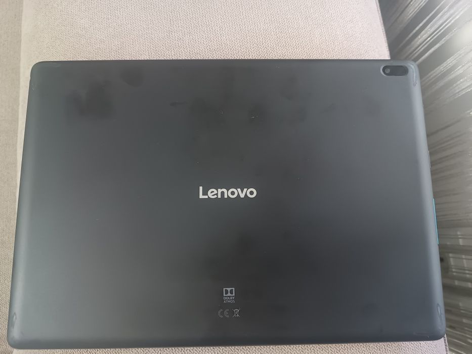 Tableta Lenovo Tab E10