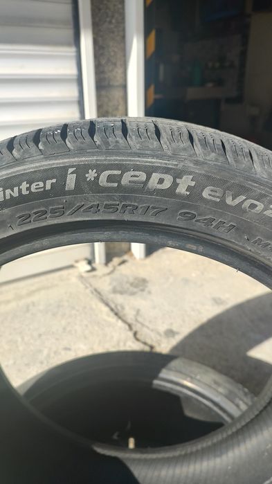 Зимни гуми 225/45 R17