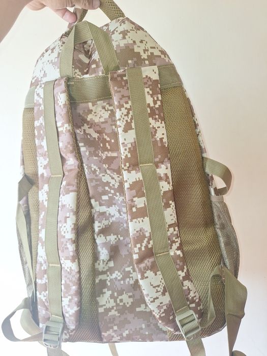 Ryukzak arzonga sotiladi!