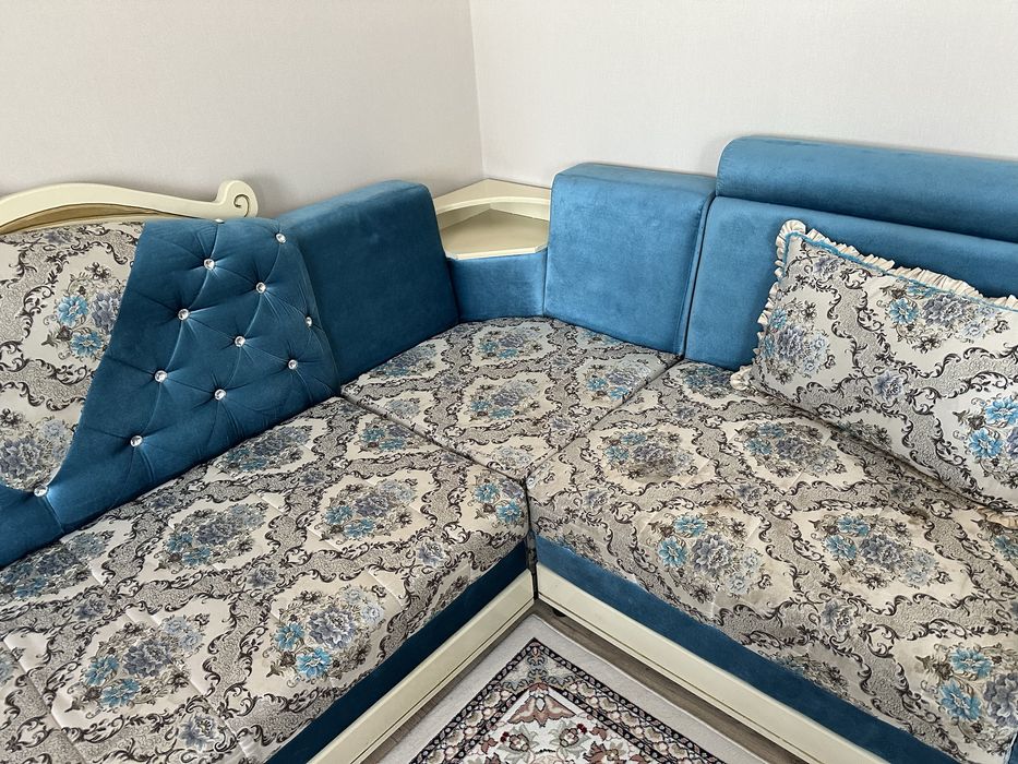 Продам модульный диван