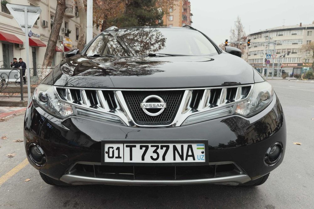 Продается автомобиль Nissan Murano