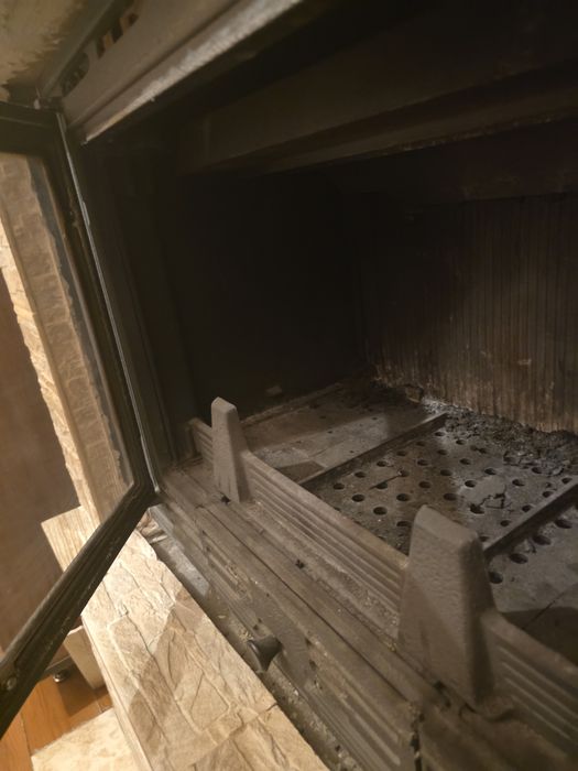 Focar semineu fontă