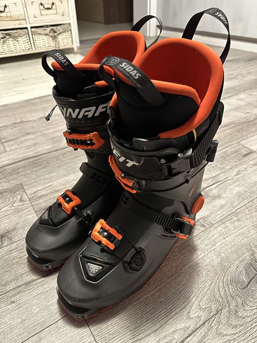 Clapari schi de tura Dynafit Hoji Free 130 in conditii f bune