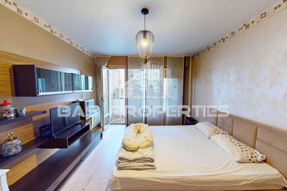 Продава се Тристаен апартамент в София, Надежда 3 - 66 кв.м за 1585 €/кв.м - Снимка #7