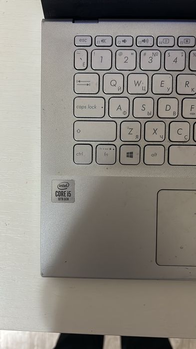 Ноутбук Asus vivobook