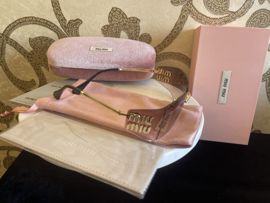 Ochelari de soare Miu Miu