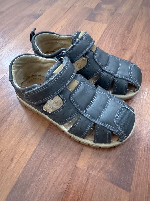 Сандали детские в садик