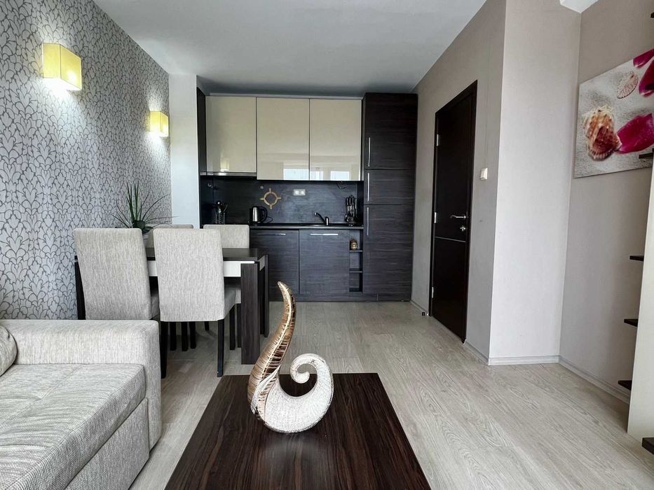 Продава се Двустаен апартамент в к.к. Слънчев бряг - 62 кв.м за 1420 €/кв.м - Снимка #4