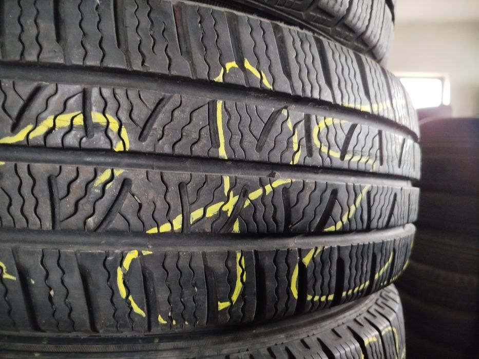 Anvelope 205/65/16C Pirelli