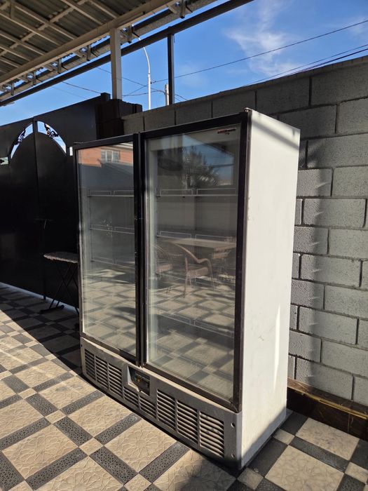 Продается Морозильник 1400 л