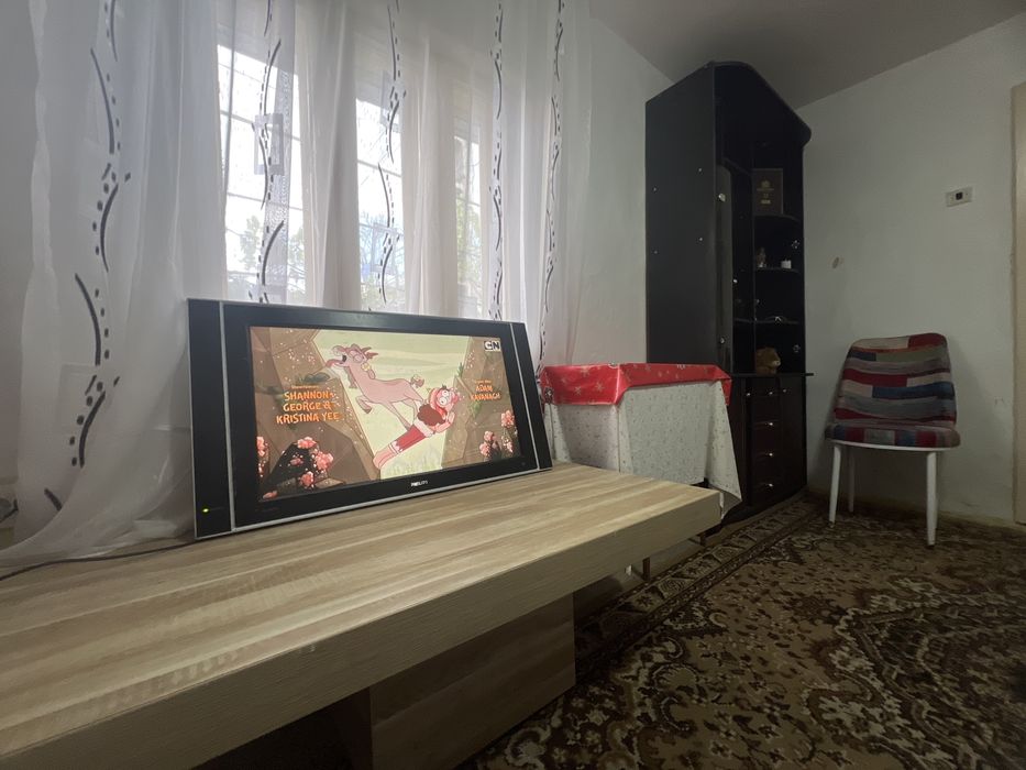 Inchiriez casă 3 camere zonă centrală, Garaj + magazie, 3 locuri de parcare, un minunt de PENNY