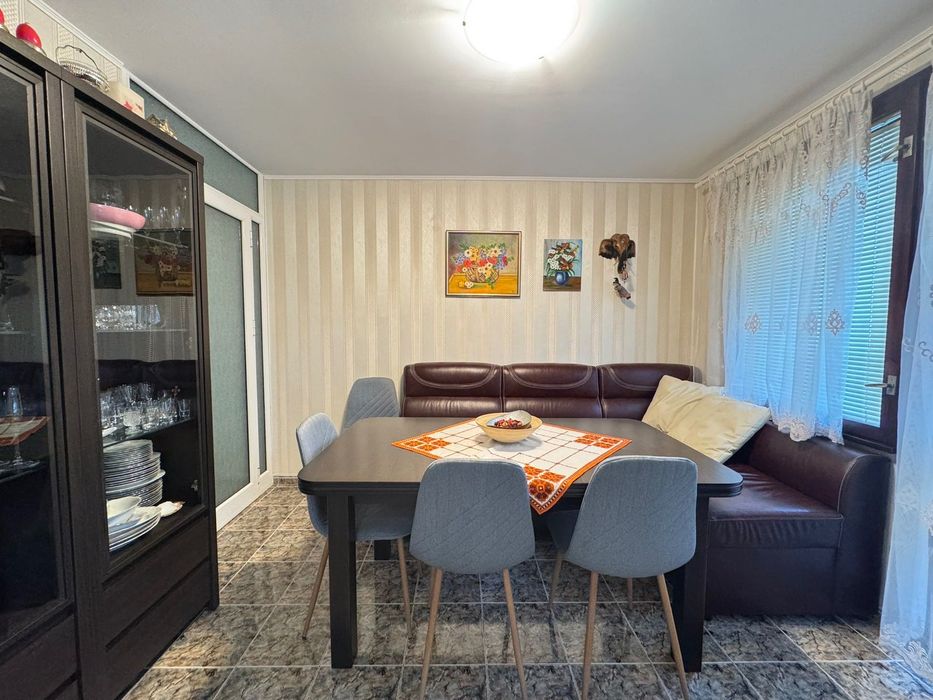 3-Стаен апартамент в кв. Редута