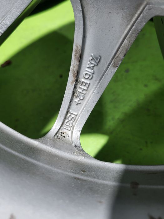 16 5x120 Bmw E90 E91 e46 лети джанти 5х120 бмв е46 е90