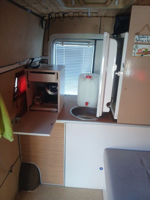 Бус - кемпер, за къмпинг, риболов и удоволствия