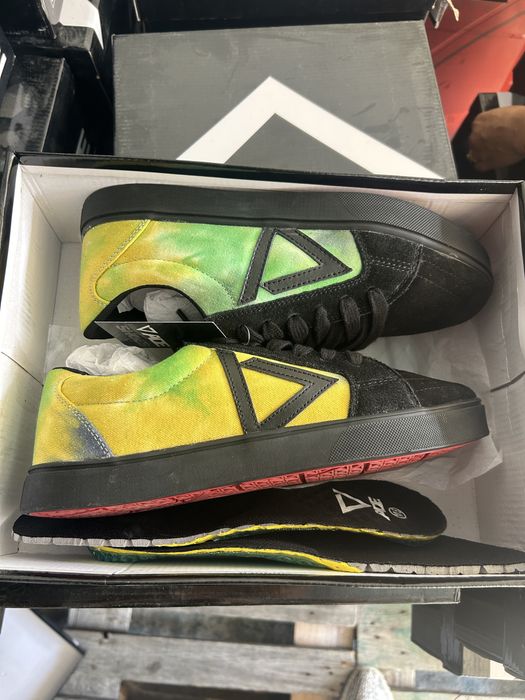 Adidași Ade, mărimea 44, firmă italiană